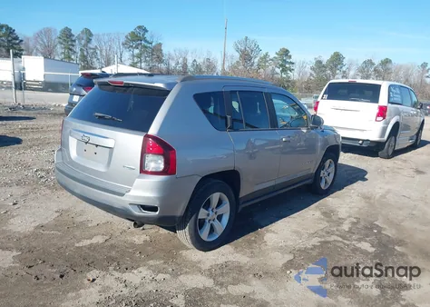 2014 Jeep Compass Latitude из США, поврежденный, VIN 1C4NJCEB5ED835302